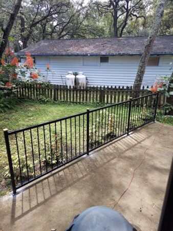 Railing 2